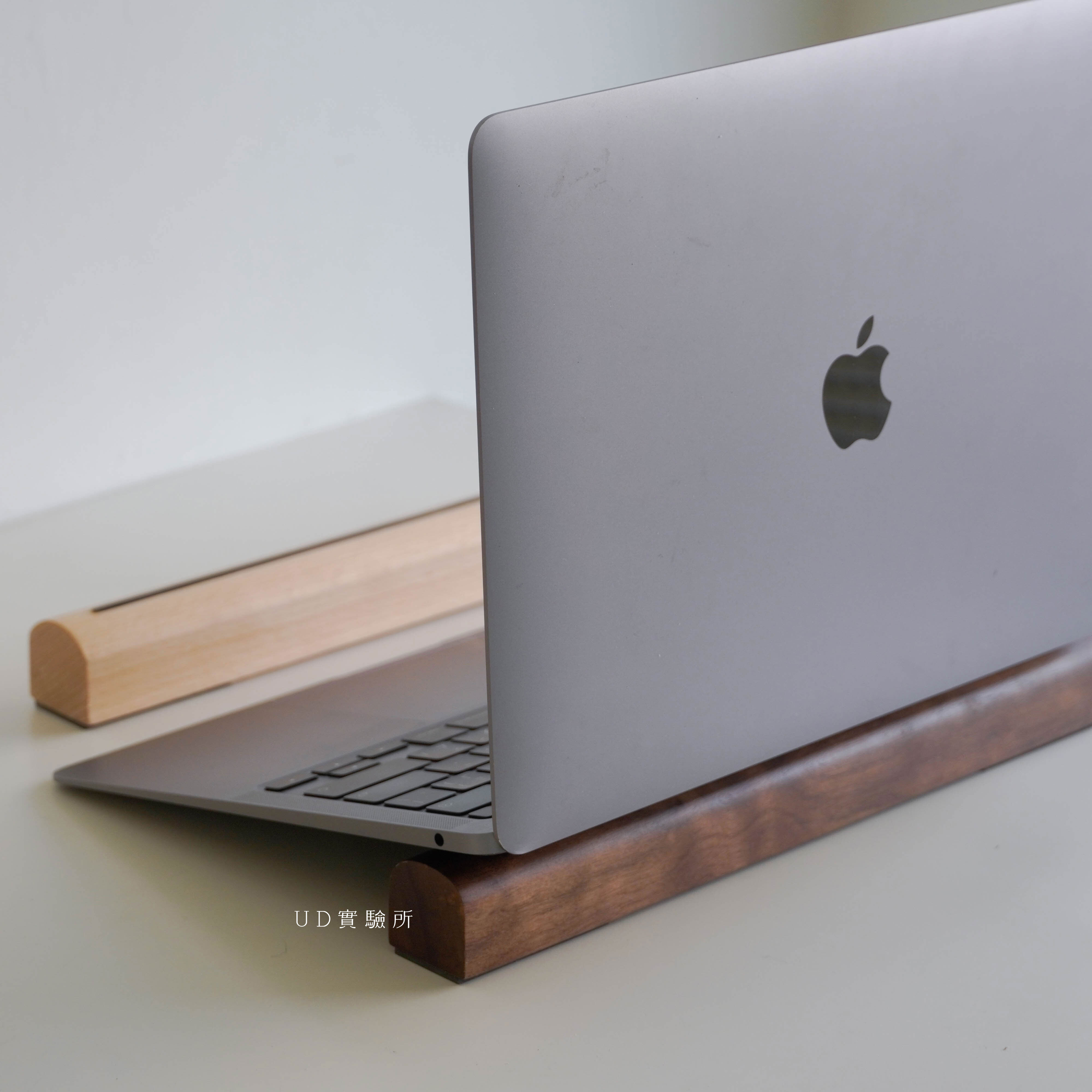 實木條筆電增高架