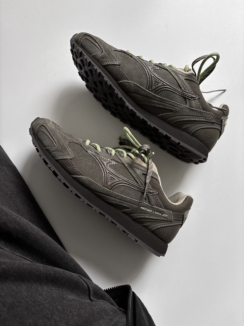 MIZUNO LG 60S 2K 美津濃 橄欖綠 棕綠 灰綠 草綠 編織鞋帶 男女鞋 D1GH242106-1 / 現+預