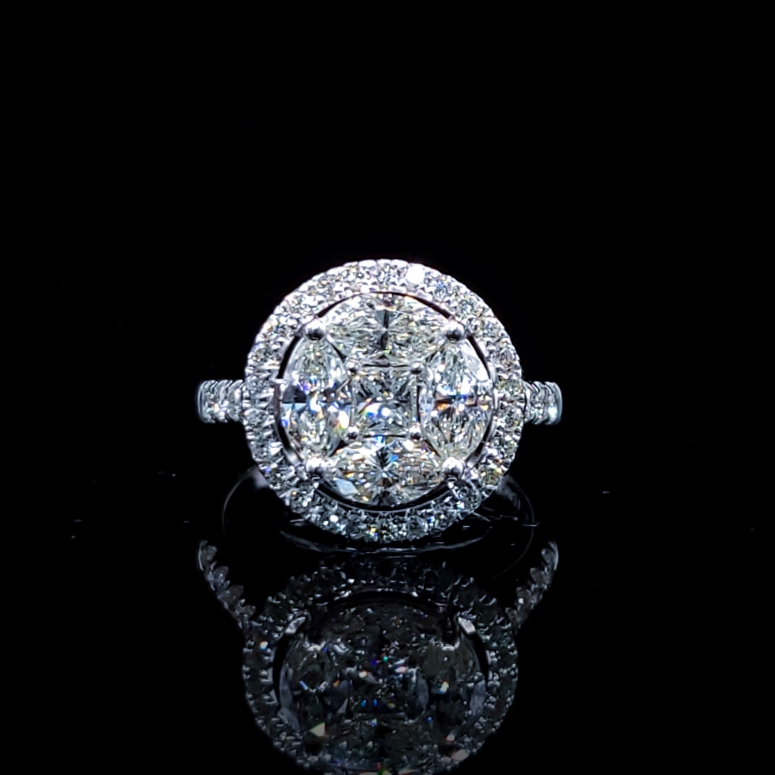 18K White Gold 2.21ct Diamond Ring