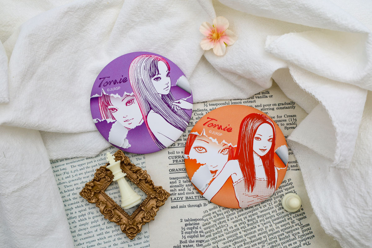 伊藤潤二狂熱富江漫畫水彩拼接系列徽章(盲抽) 8款