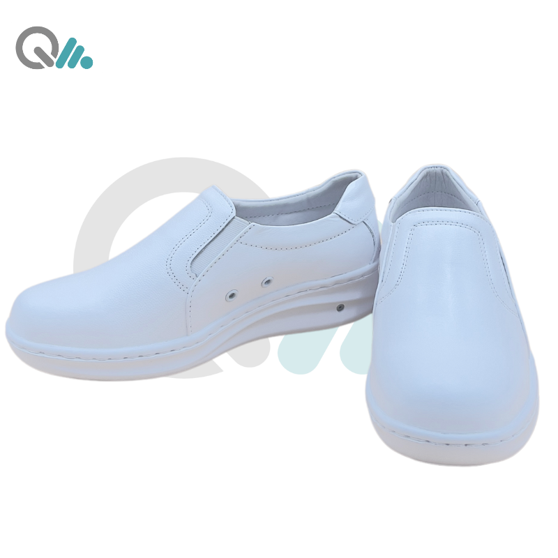 真皮寬版一腳蹬款 護士鞋 (台灣製造)