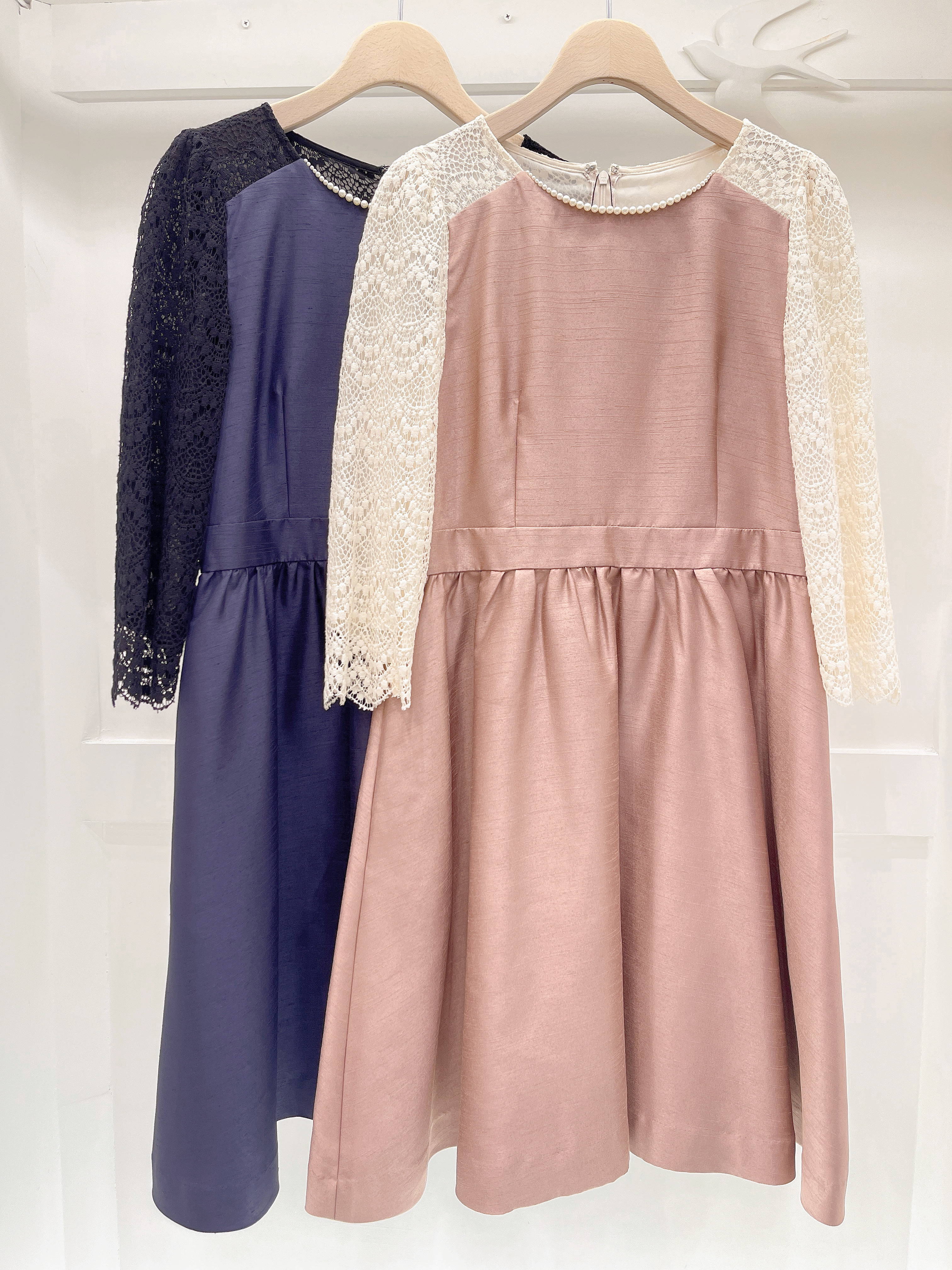 珍珠領lace袖洋裝