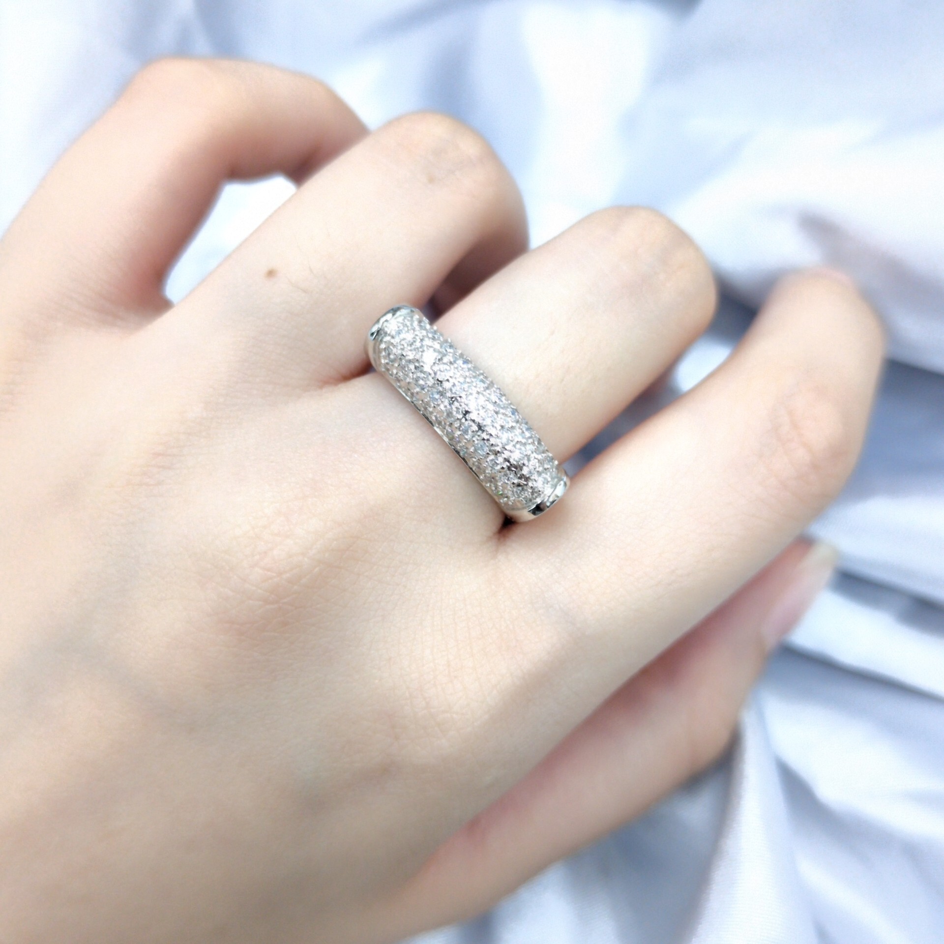 18K White Gold 0.69ct Diamond Ring