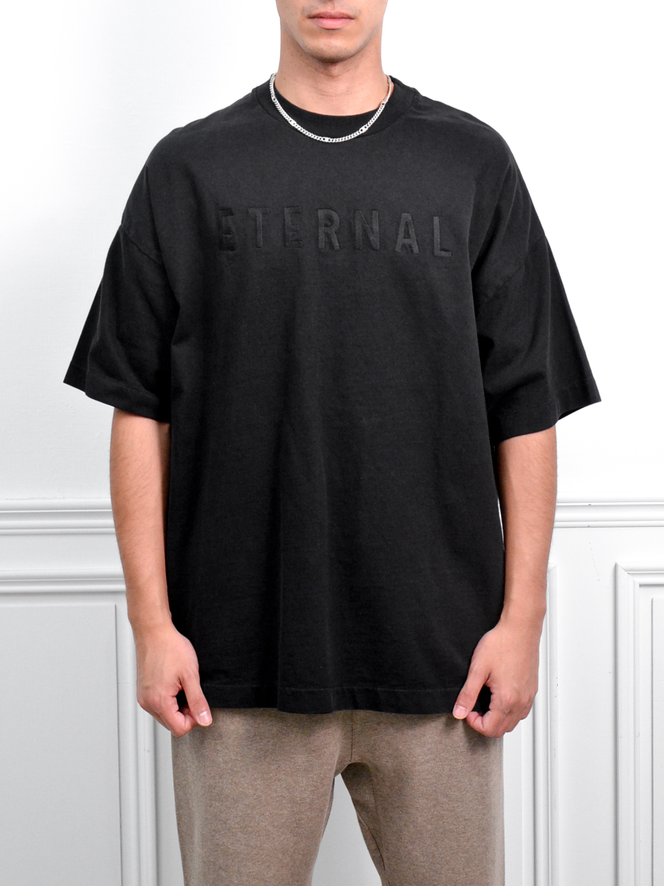 Fear Of God T-Shirt 永恆字樣高磅短袖 黑/白/米【FGE2505101HWJ】