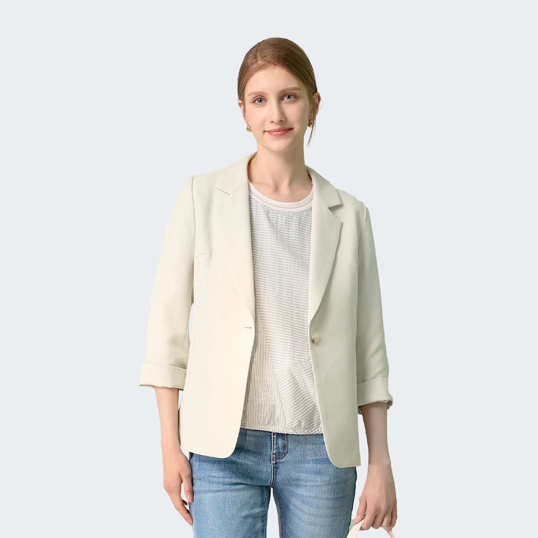 輕雅剪裁西裝外套