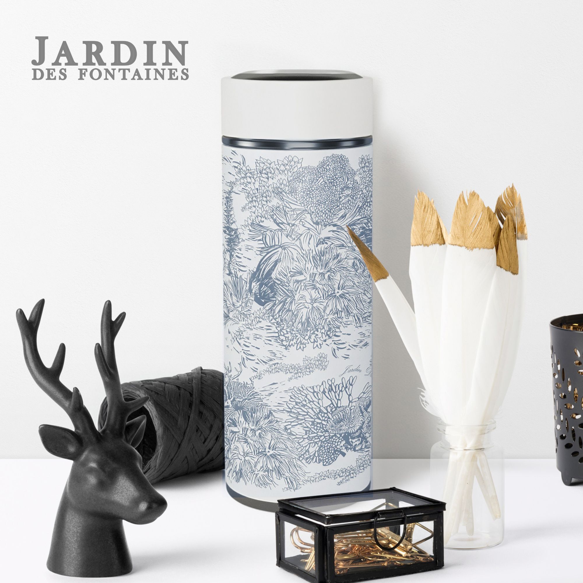 JARDIN DES FONTAINES toile de jouy dusty blue vacuum bottle (360ml)