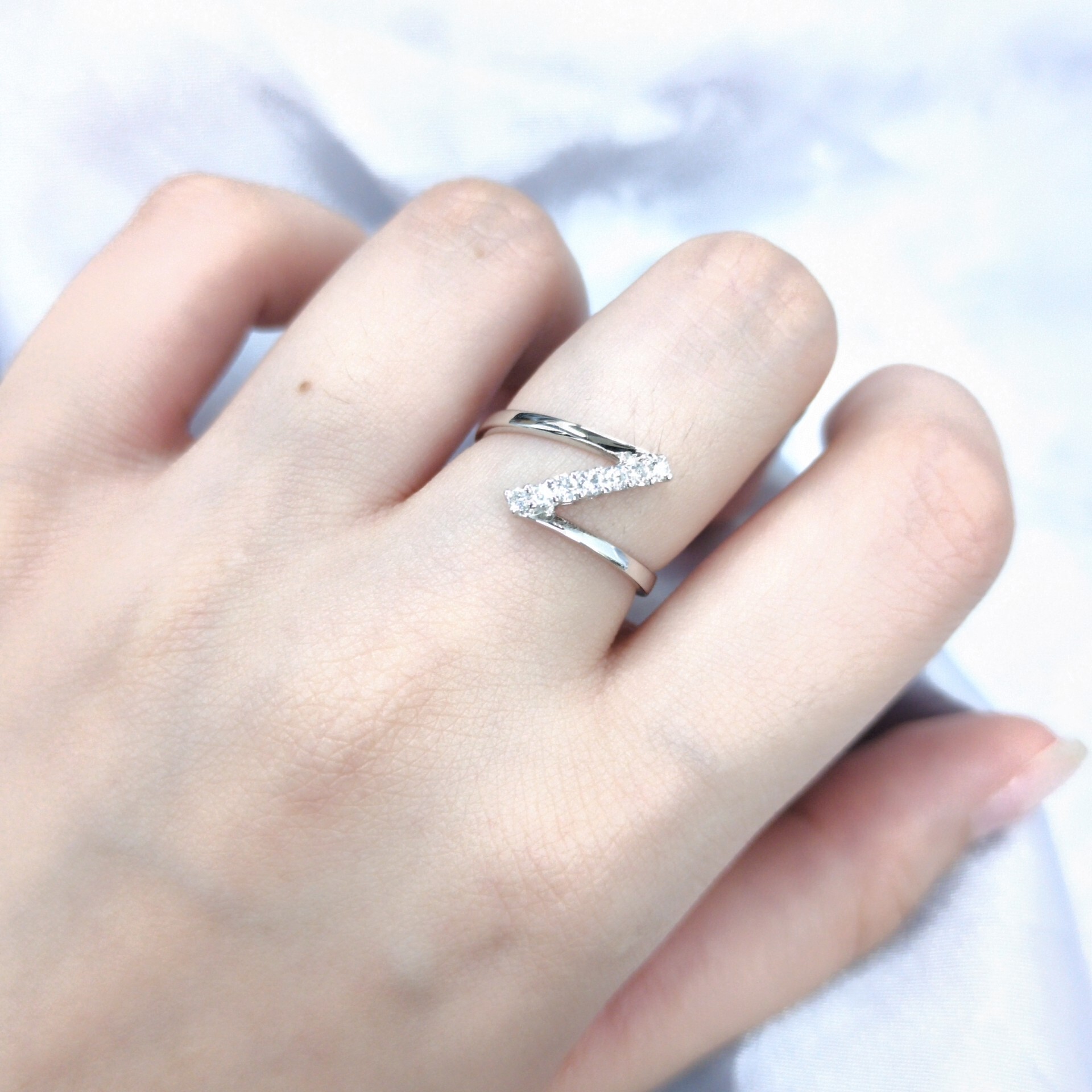 18K White Gold 0.15ct Diamond Ring