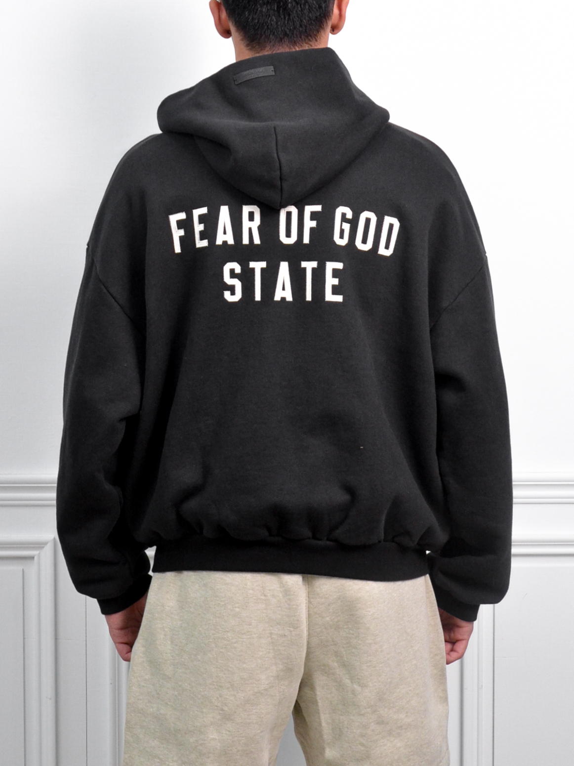 Fear Of God Essentials STATE Hoodie 背標棉連帽外套 黑/紅/紫/黃