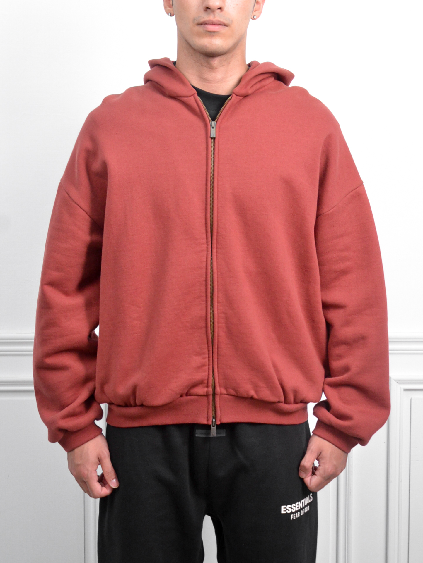 Fear Of God Essentials STATE Hoodie 背標棉連帽外套 黑/紅/紫/黃