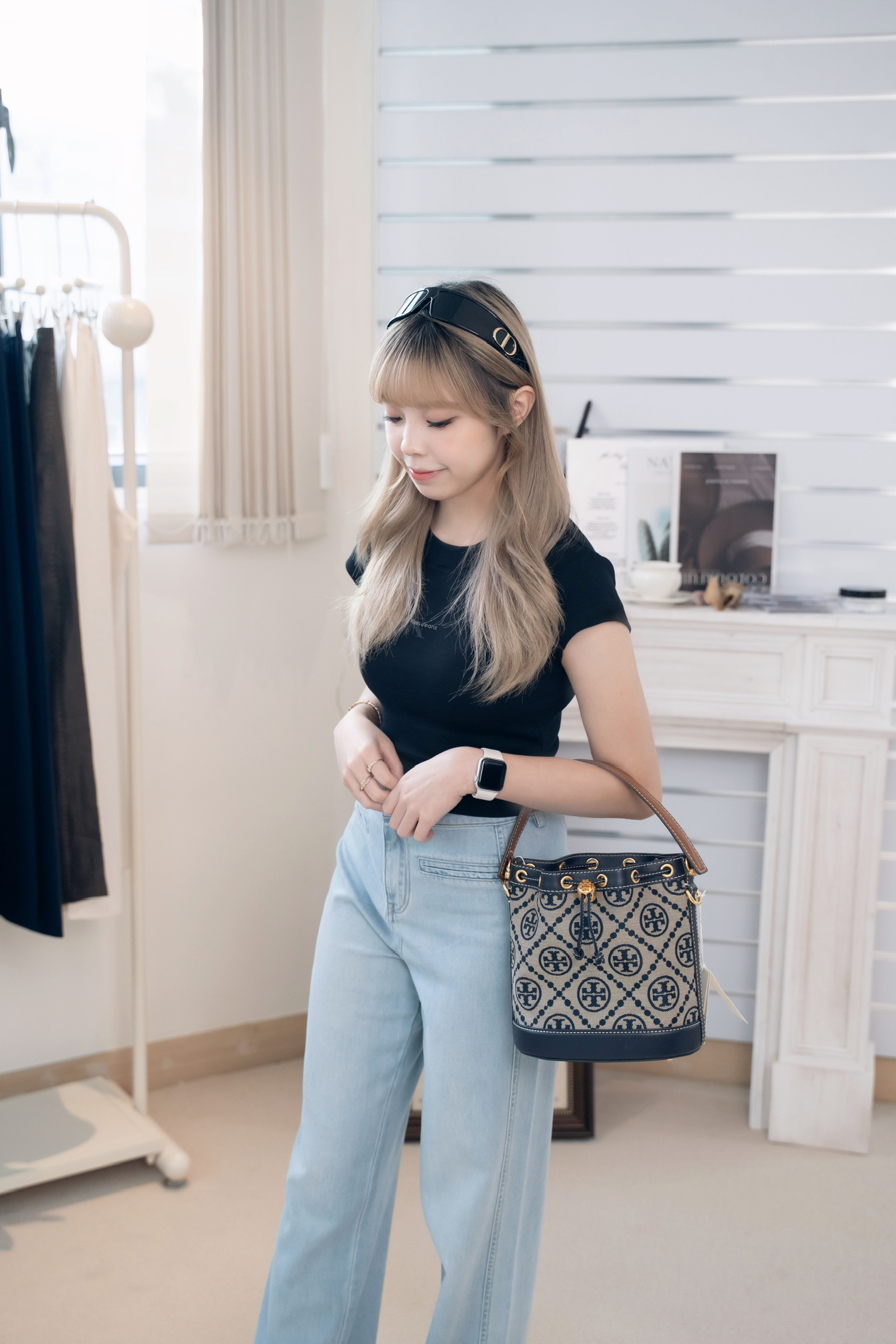 Tory Burch T Monogram 水桶包 中號 海軍藍