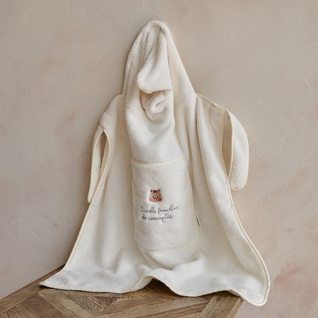 25F/W DTD溫馨抱抱暖白系列-微纖維雪花背巾毯