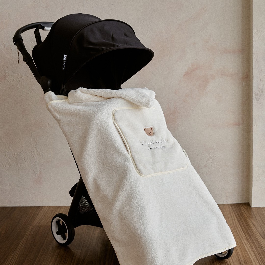 25F/W DTD溫馨抱抱暖白系列-微纖維雪花背巾毯