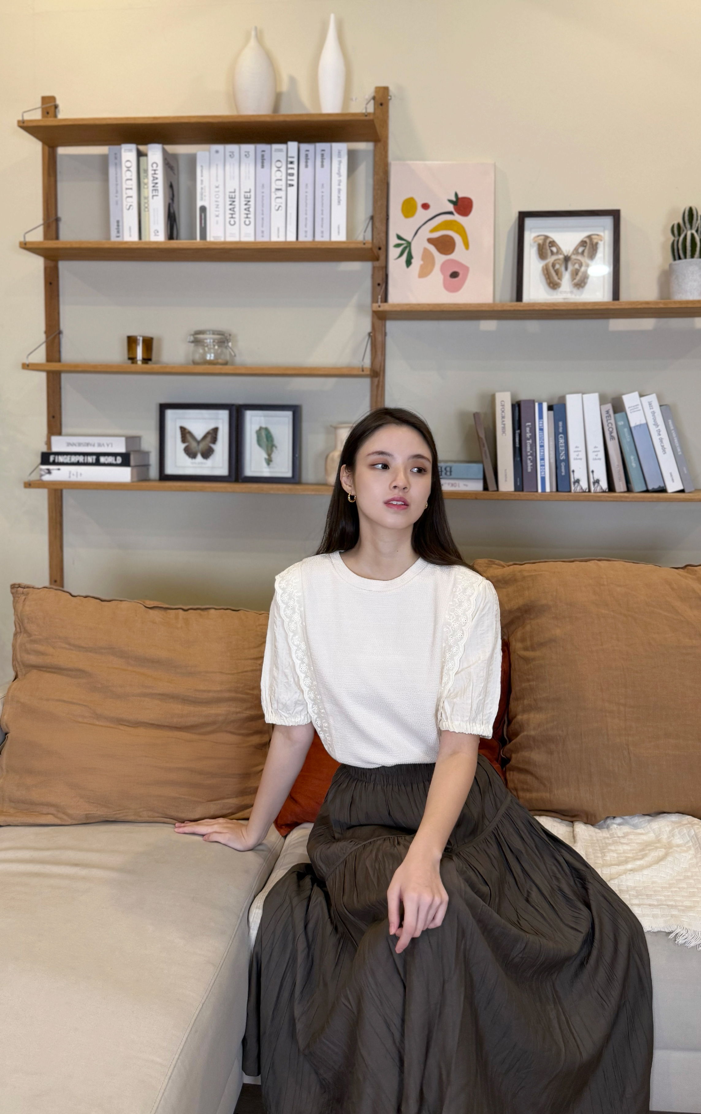 花邊泡泡袖上衣 LT0303