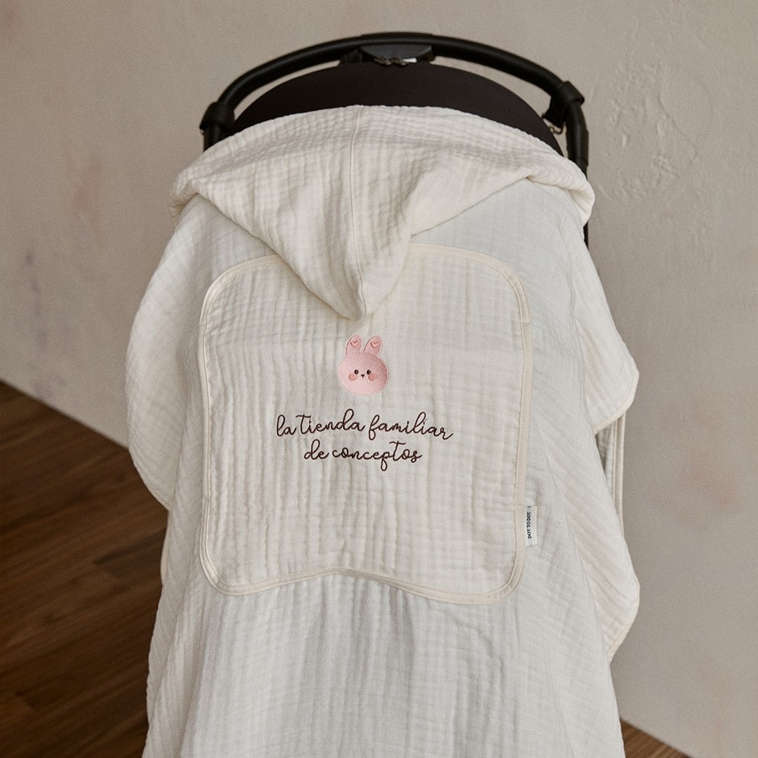 25F/W DTD溫馨抱抱暖白系列-莫代爾棉紗背巾毯