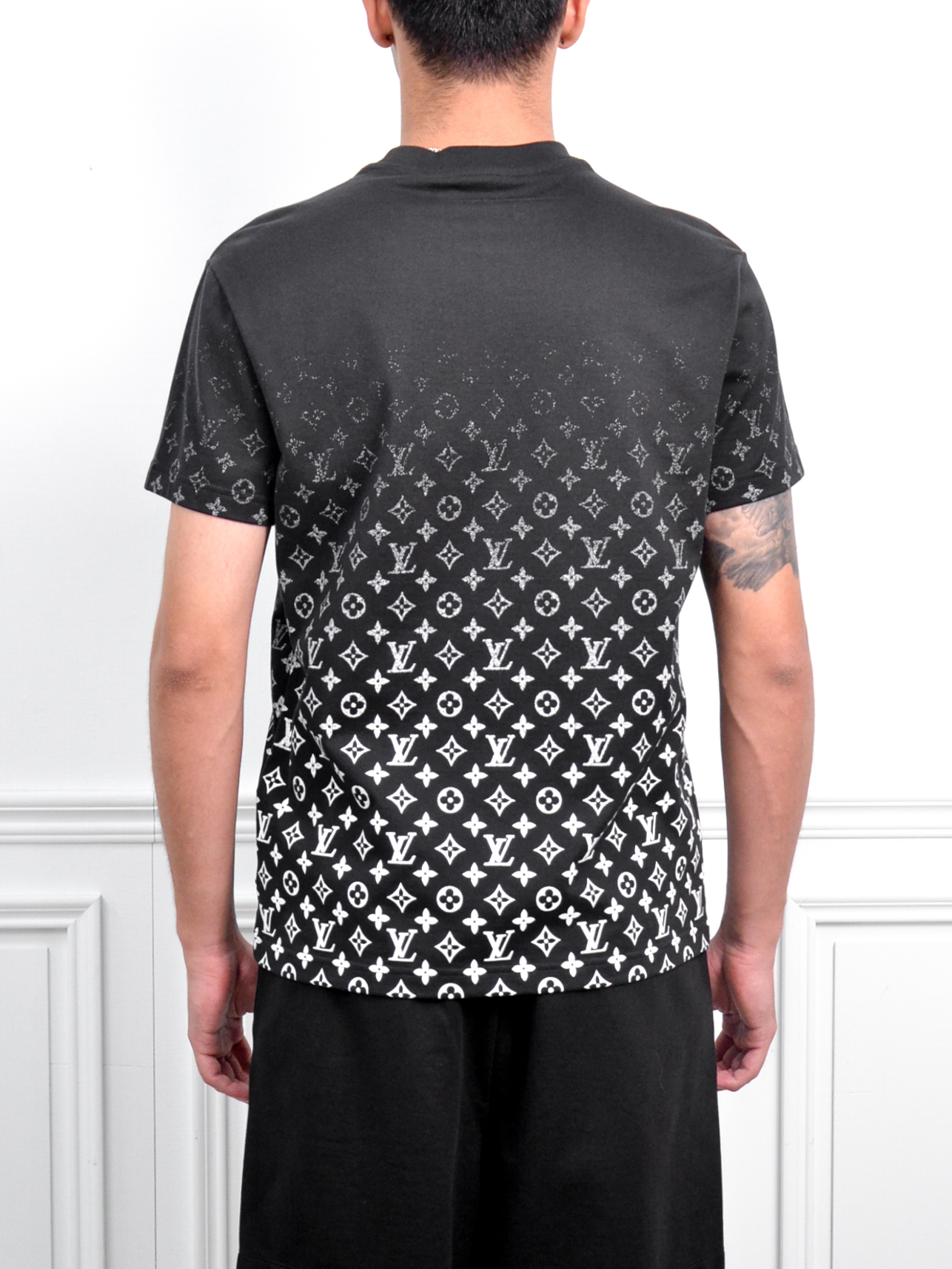 LOUIS VUITTON 滿版經典老花LOGO短袖T