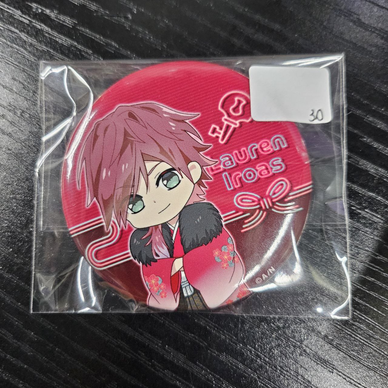 彩虹社  LAUREN 襟章#291