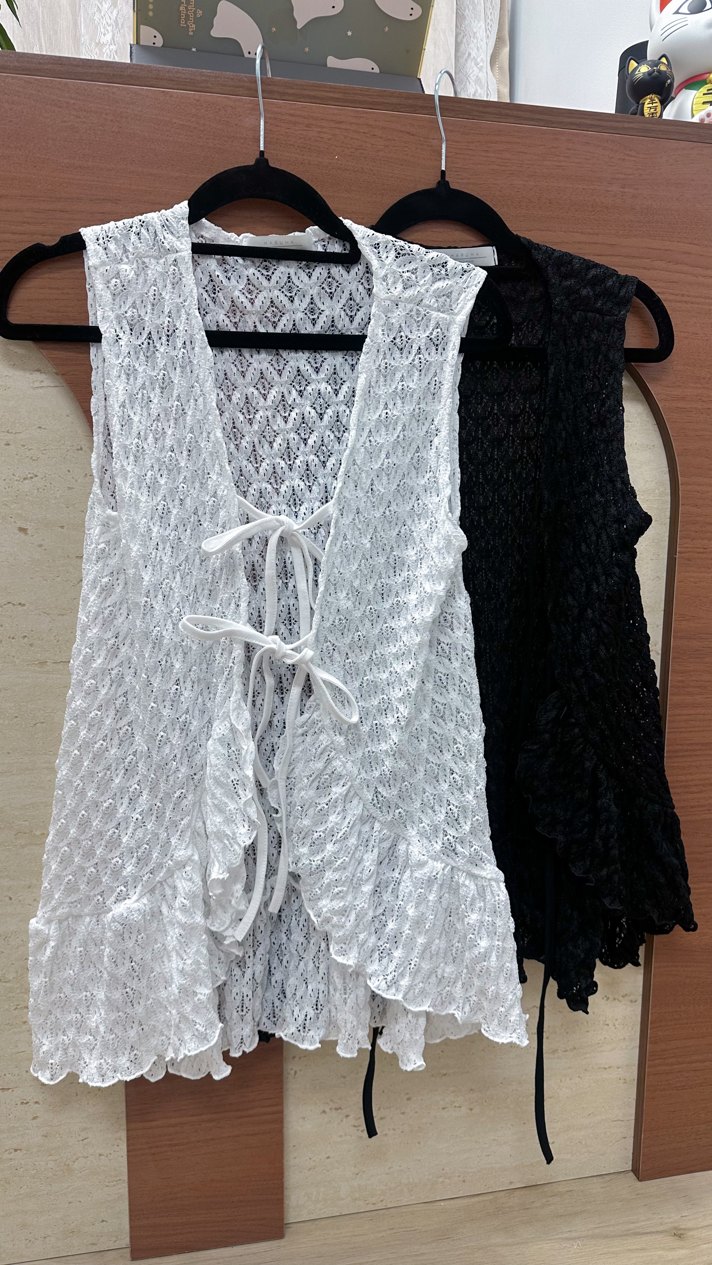 皺皺邊背心Outer(黑/白)