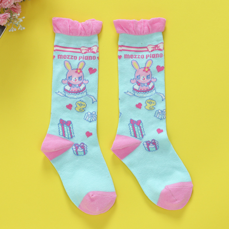 𝐌𝐞𝐳𝐳𝐨 𝐏𝐢𝐚𝐧𝐨 甜心草莓小兔長襪3對