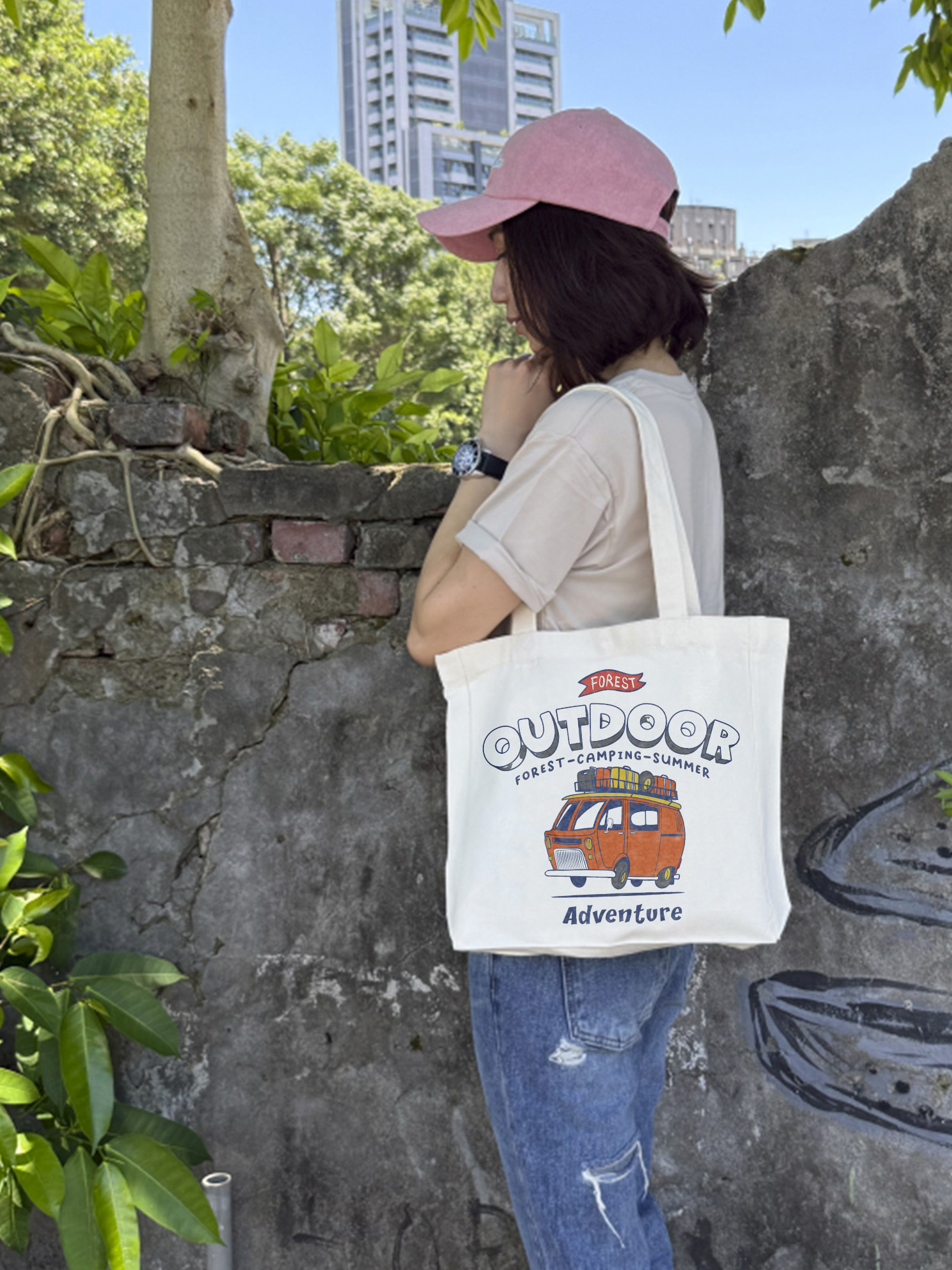 露營魂上身 ♡ 小帳篷裡藏著大故事！探險系托特包
