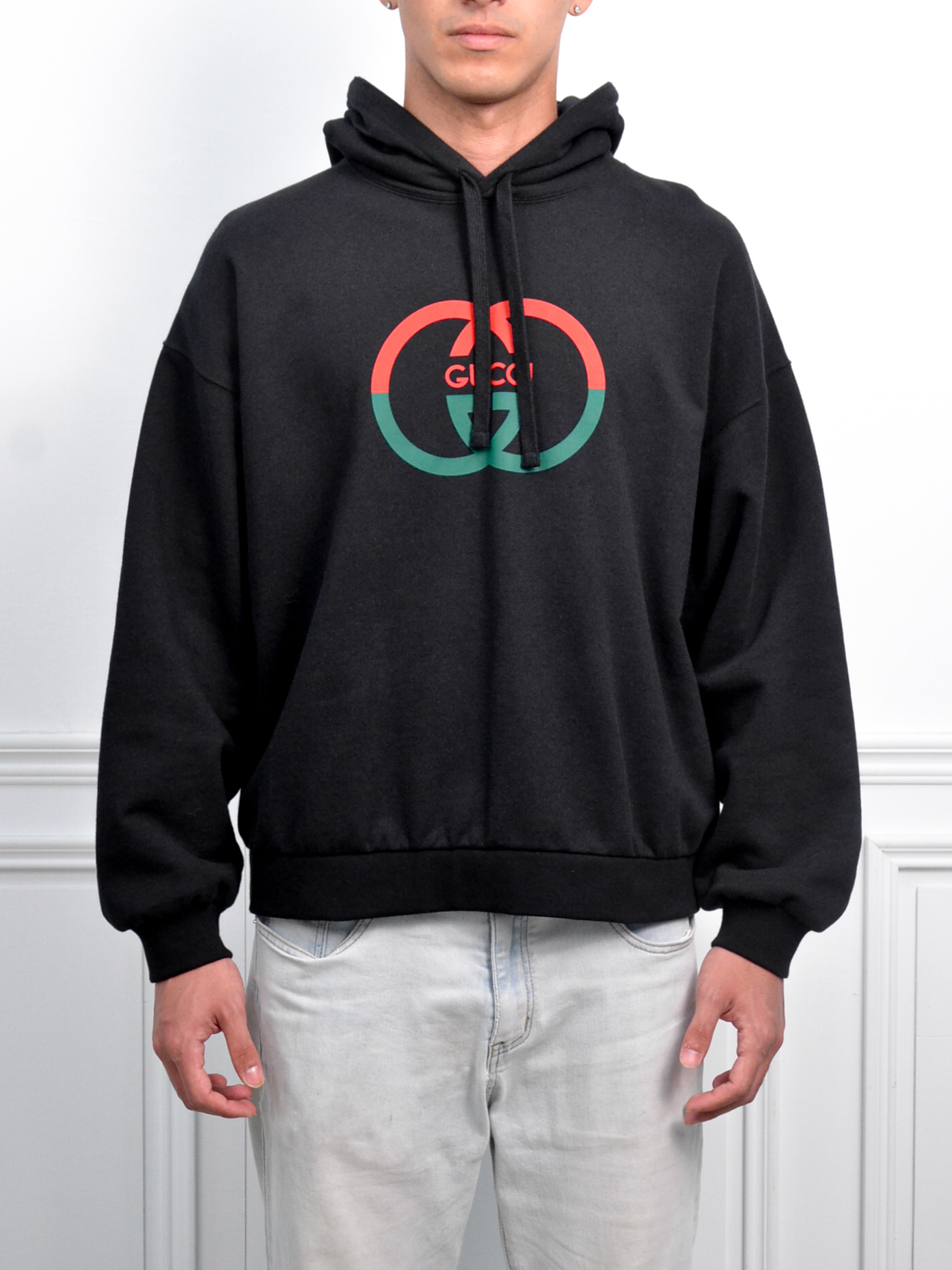 GUCCI Hoodie Black 經典色LOGO帽T【721427XJF5T】