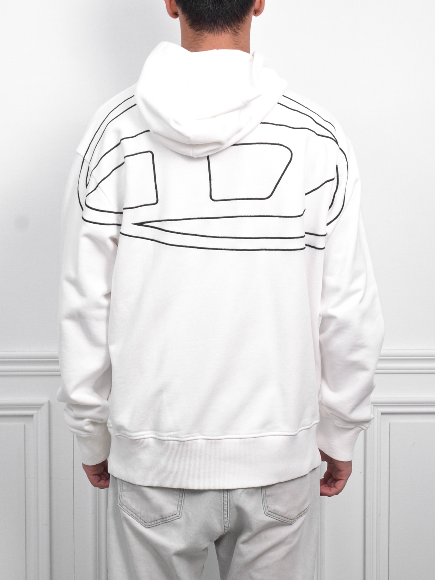 Diesel Hoodie 背大刺繡LOGO帽T 黑/白【A113040GYCJ】