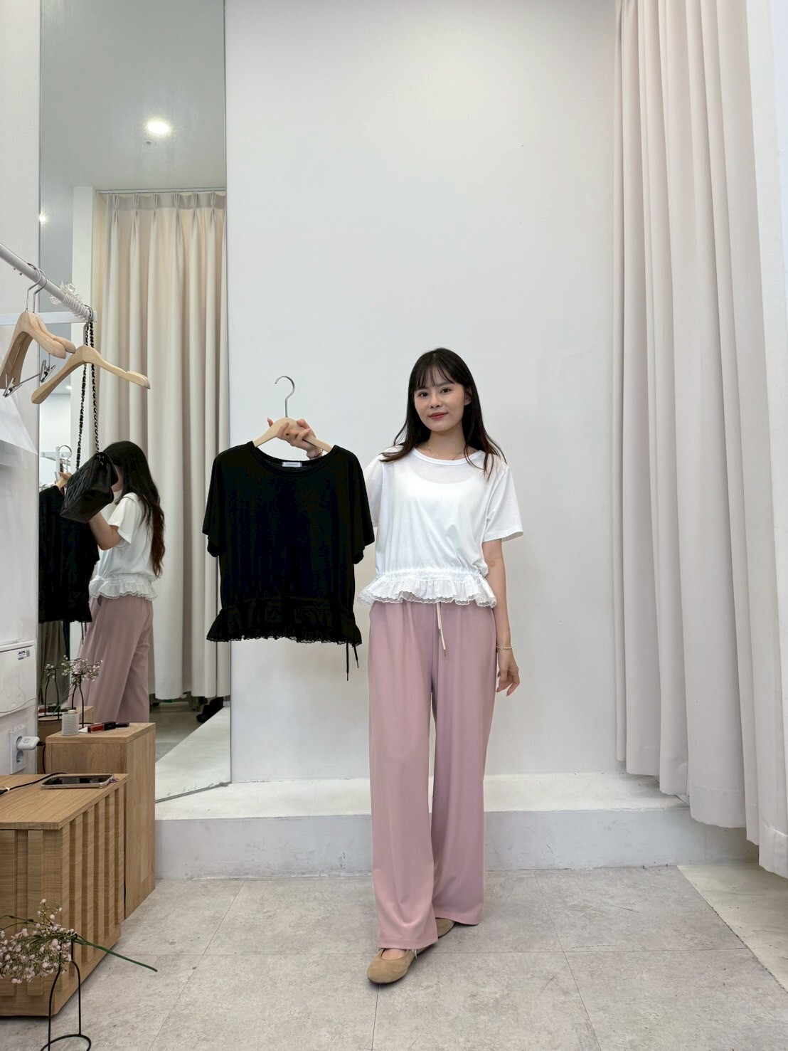 FP5033 蕾絲拼接收腰T