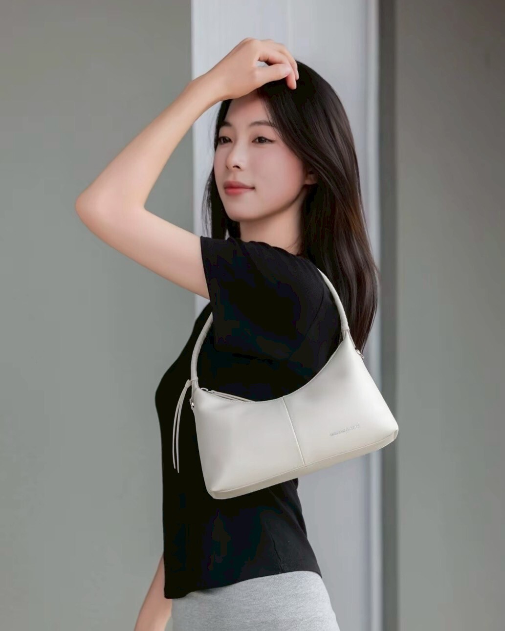 CHARLES & KEITH 小CK Simone 肩背包 斜背包 腋下包 共3色