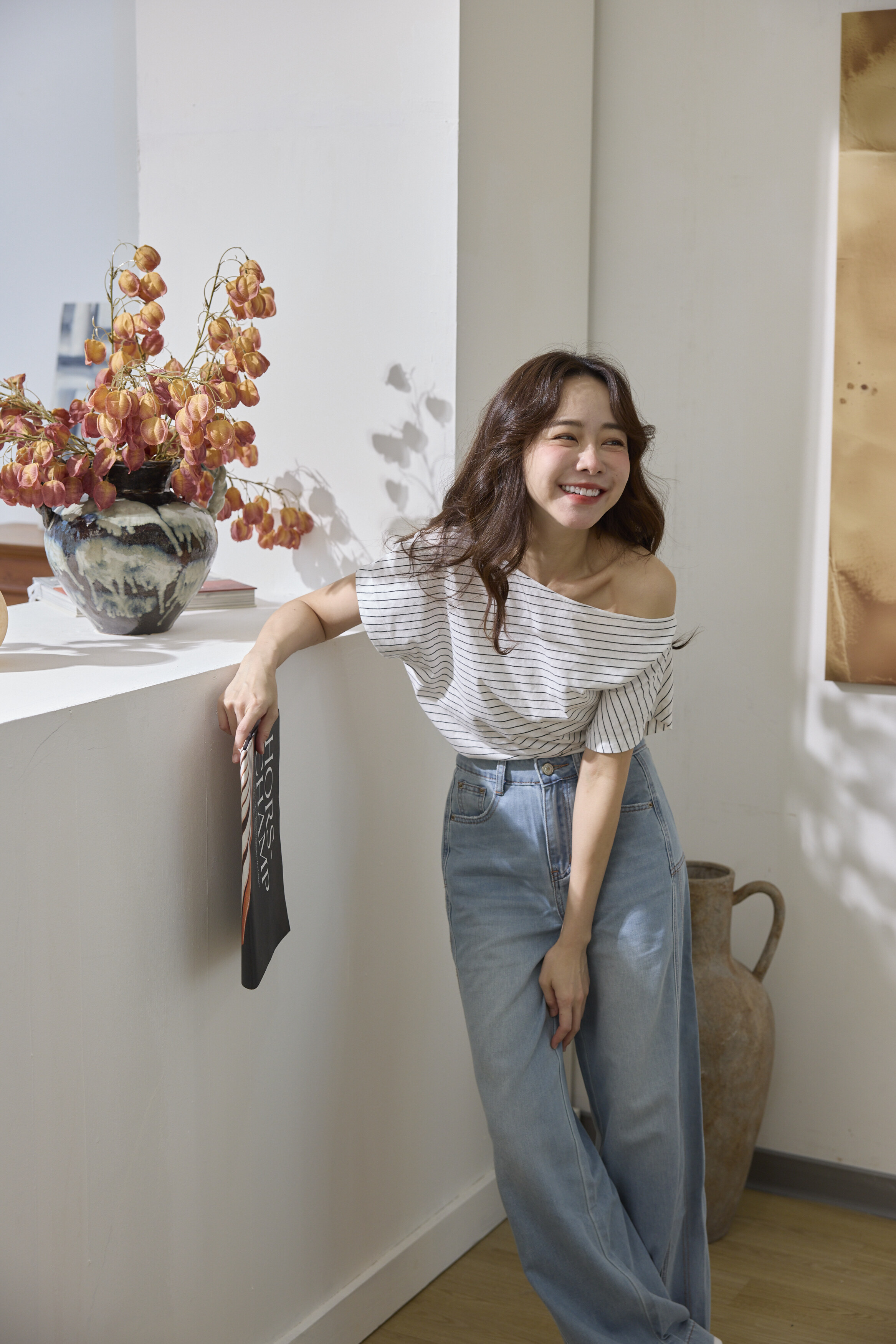 條紋斜肩舒適上衣