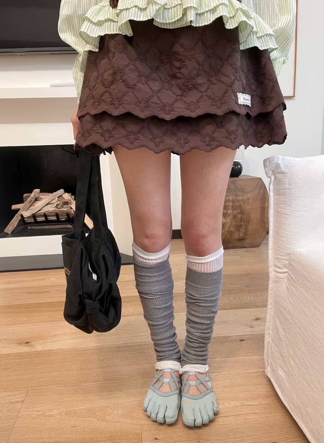 標籤雙層刺繡短裙