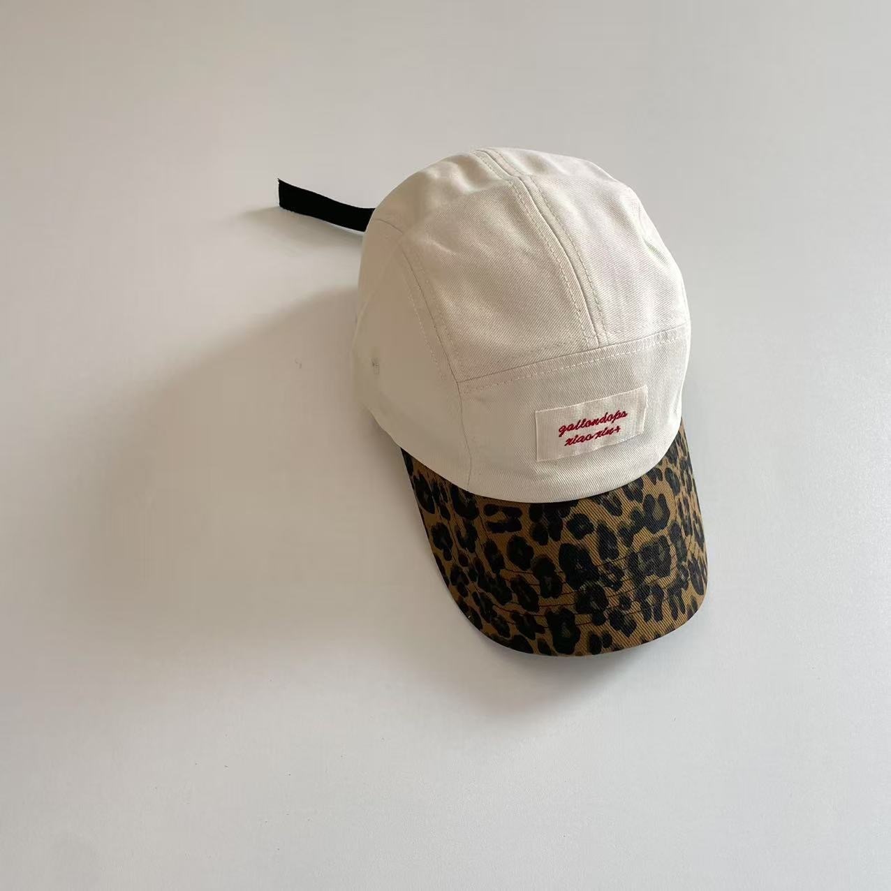 大地色豹紋棒球帽