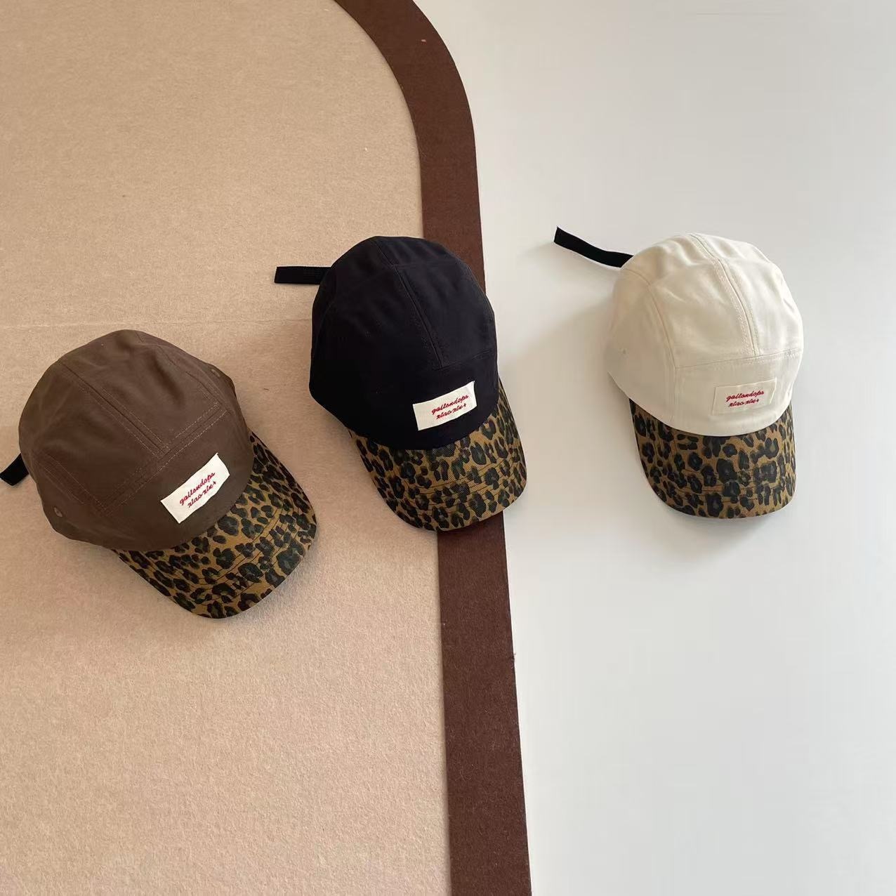 大地色豹紋棒球帽