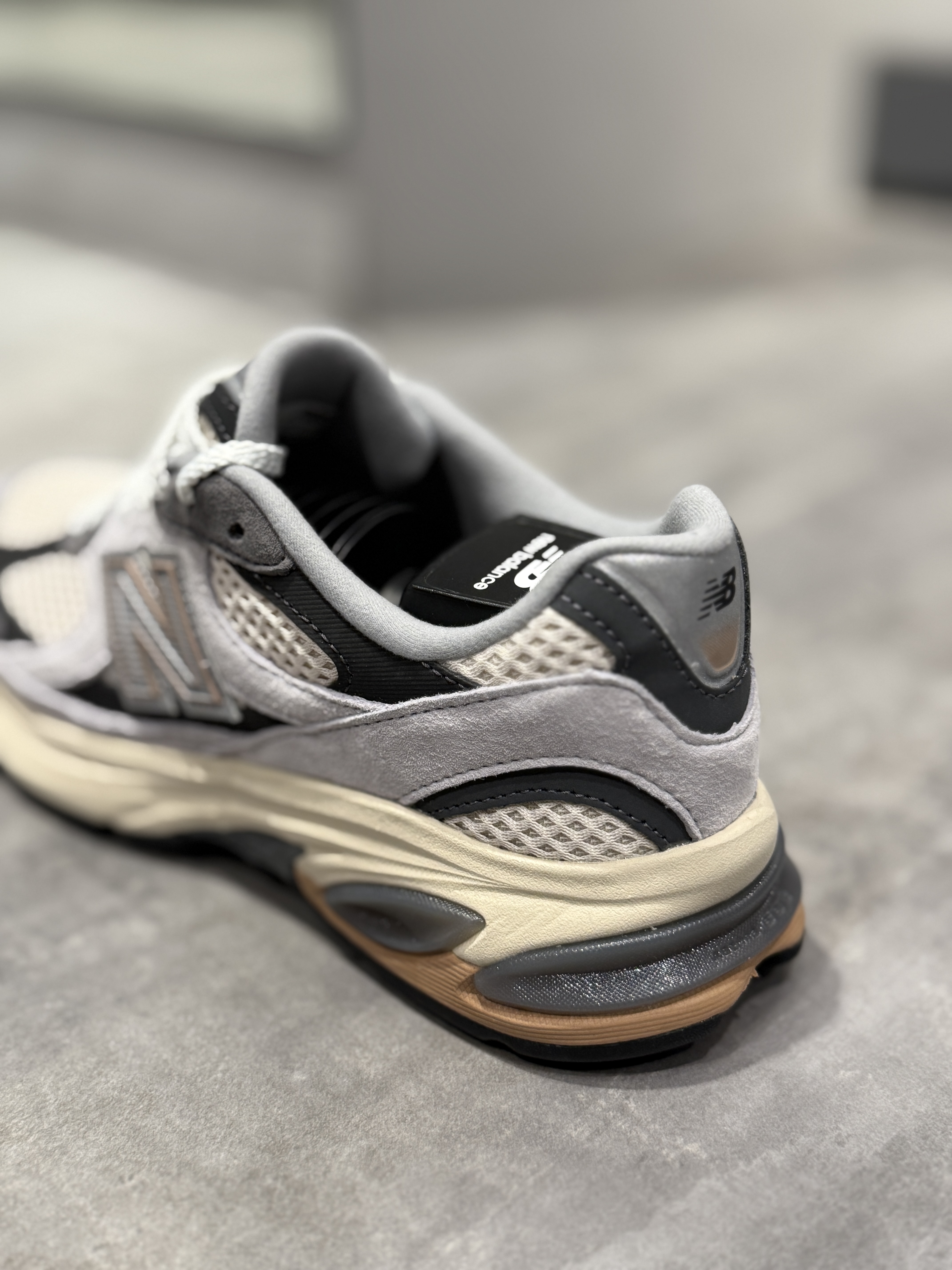 NEW BALANCE 2010 奶油灰 U2010TTO