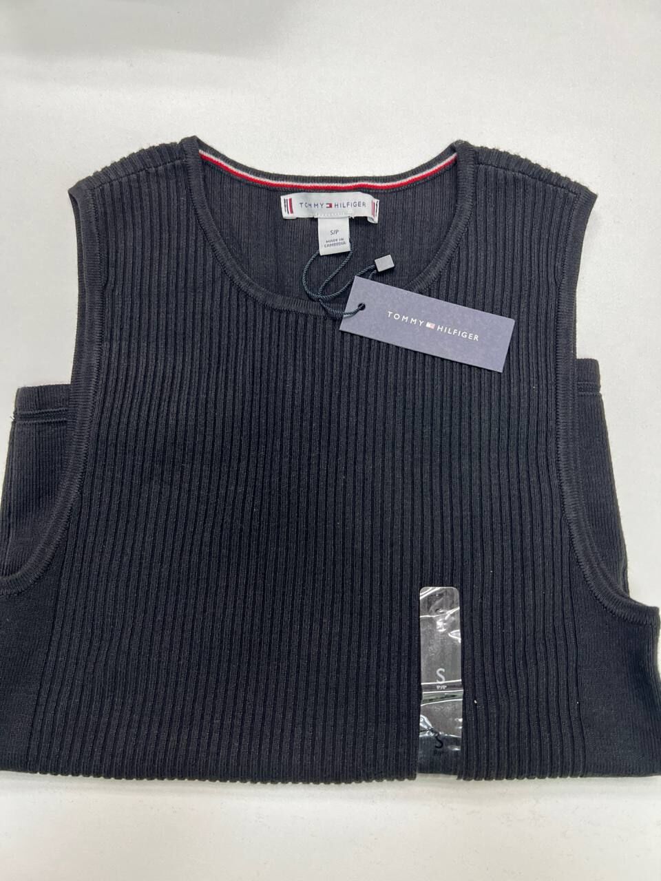 [S] TOMMY HILFIGER BLACK RIBBED SWEATER TANK, XW04768-001 (STH1393)