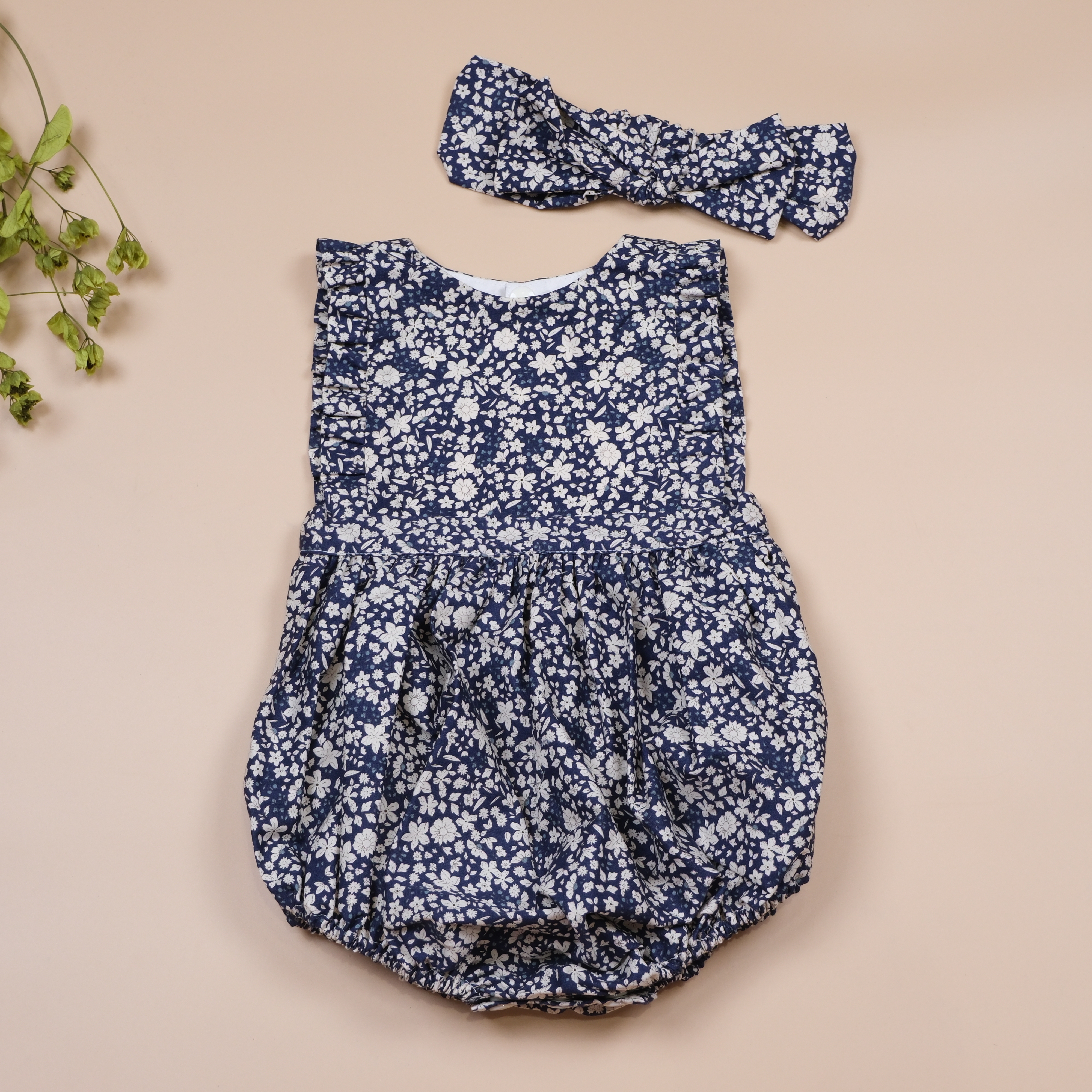 耳畔花語系列 ❋ 非洲菫藍 ❋ 手作嬰幼兒無袖包屁衣