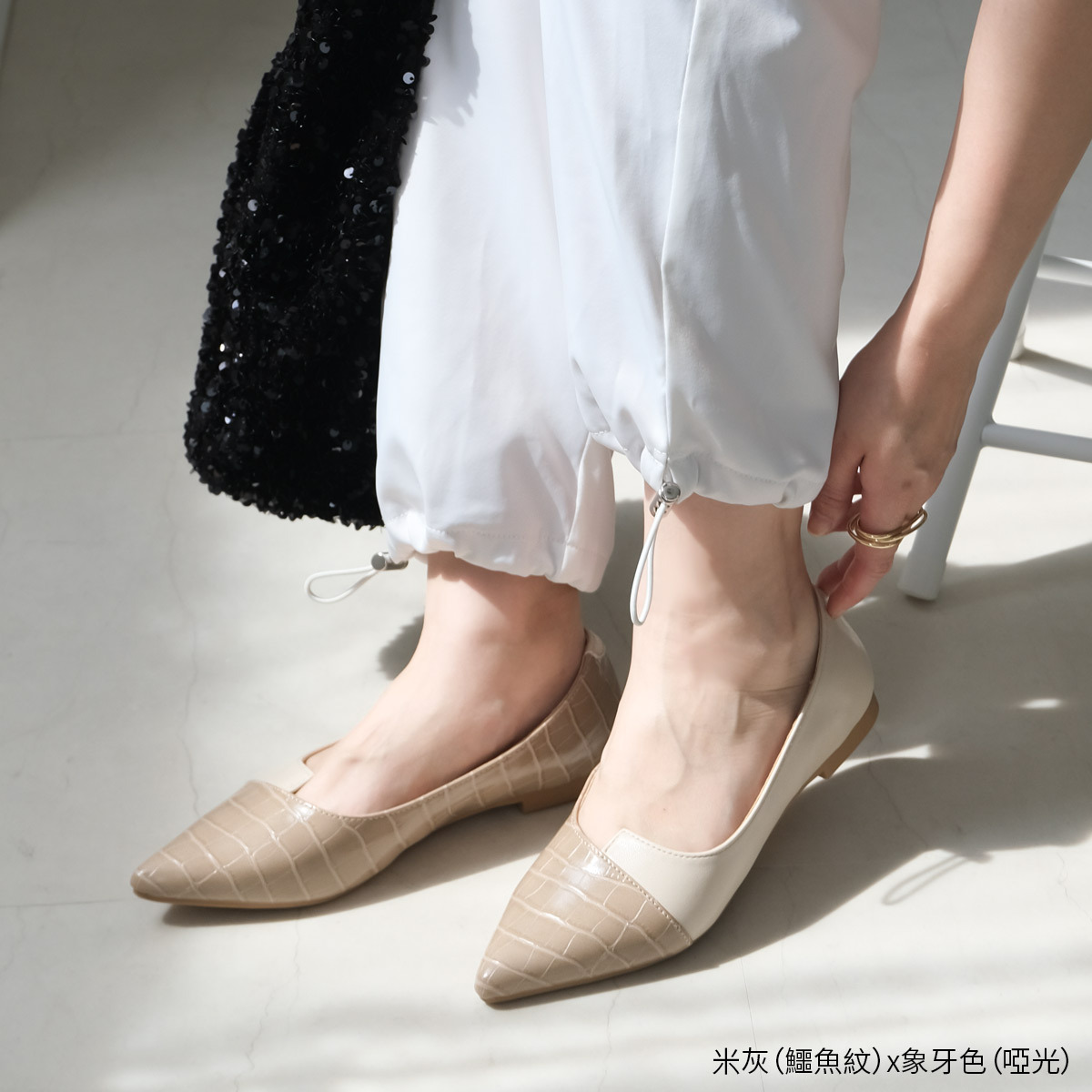 異色拼接尖頭平底高跟鞋【FX2013】