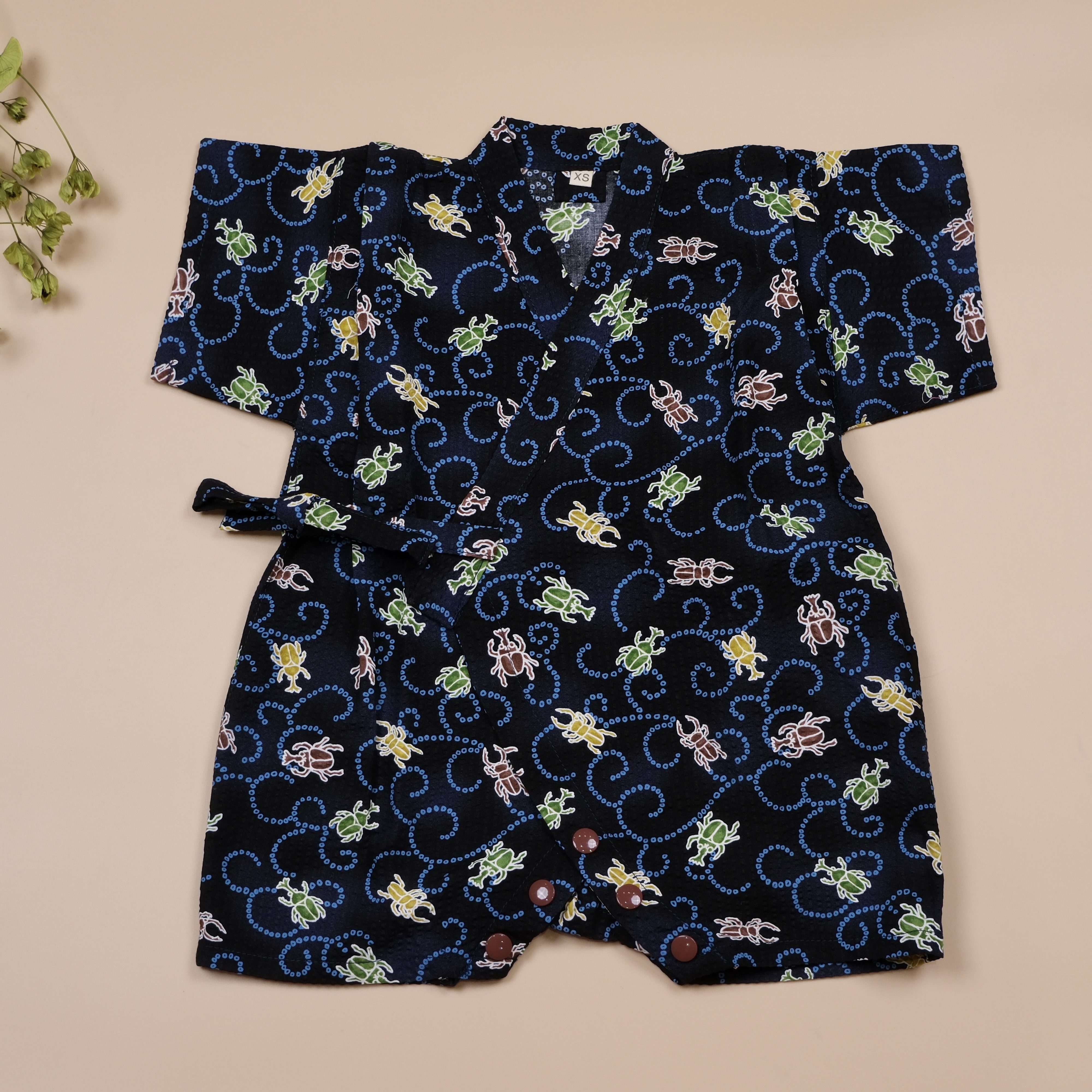 手作嬰幼童連身甚平 ❀ 渲染深藍黑底甲蟲