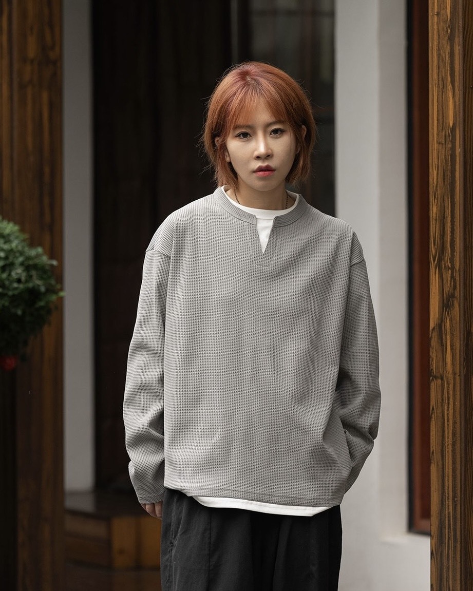 #預購 MASSULTI 25AW 華夫格 吸濕 速乾 抗皺 層次 假兩件式 V領長踢 兩色