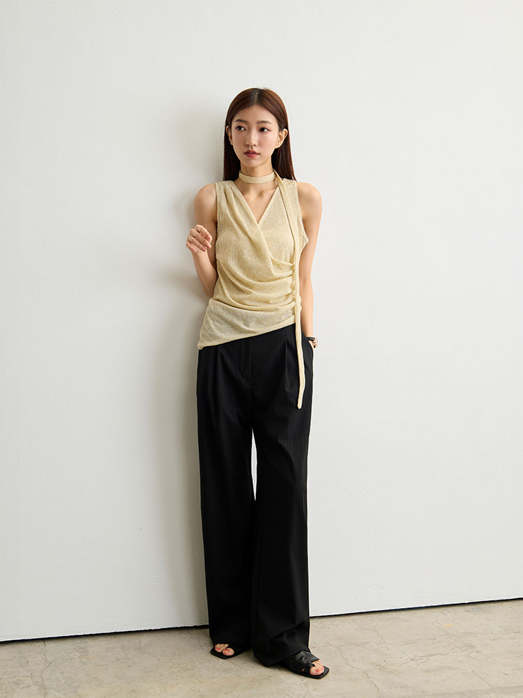 不對稱側收褶上衣（附繫帶）
