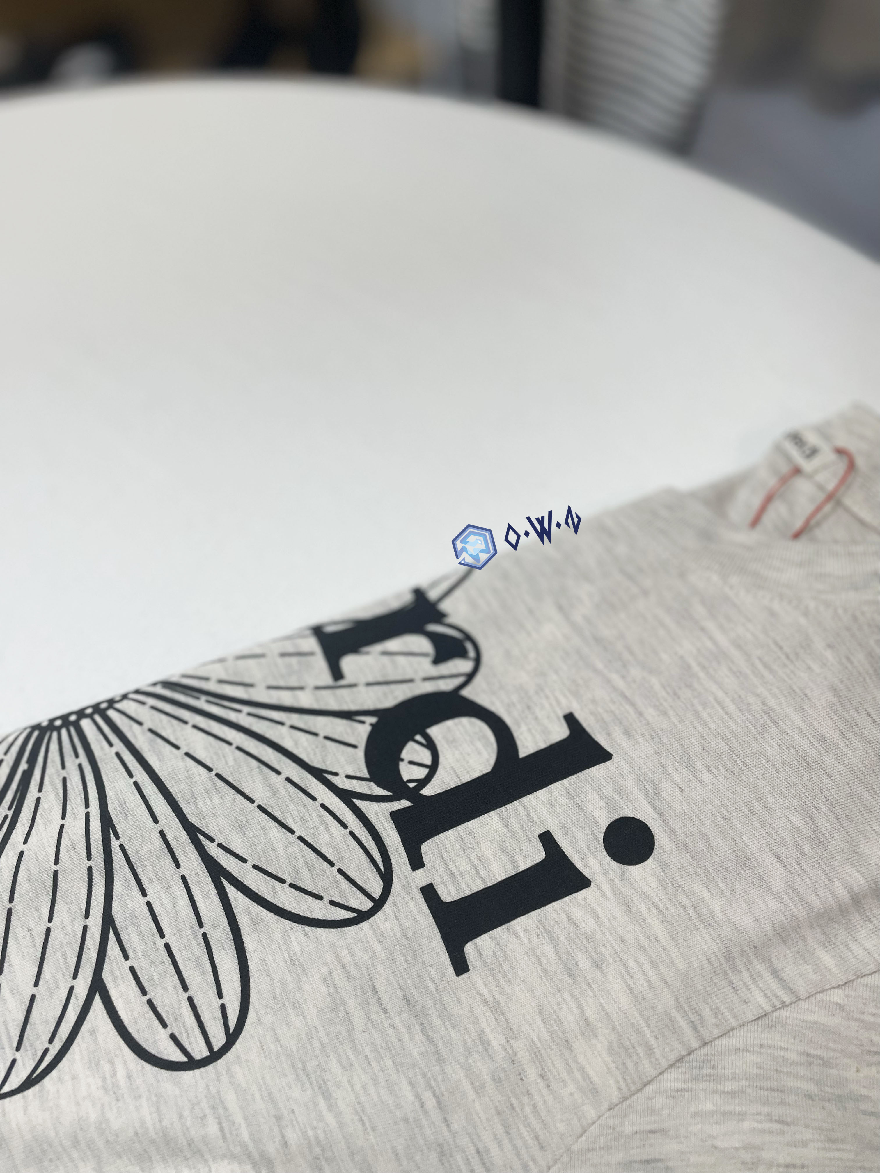 【OWN】Mardi Mercredi 短袖上衣 雛菊 經典款 花花 單一尺寸 短版 燕麥黑