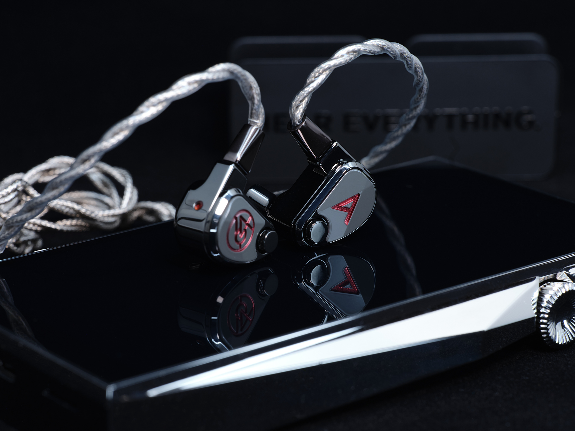 Astell&Kern × 64 Audio XIO 入耳式耳機
