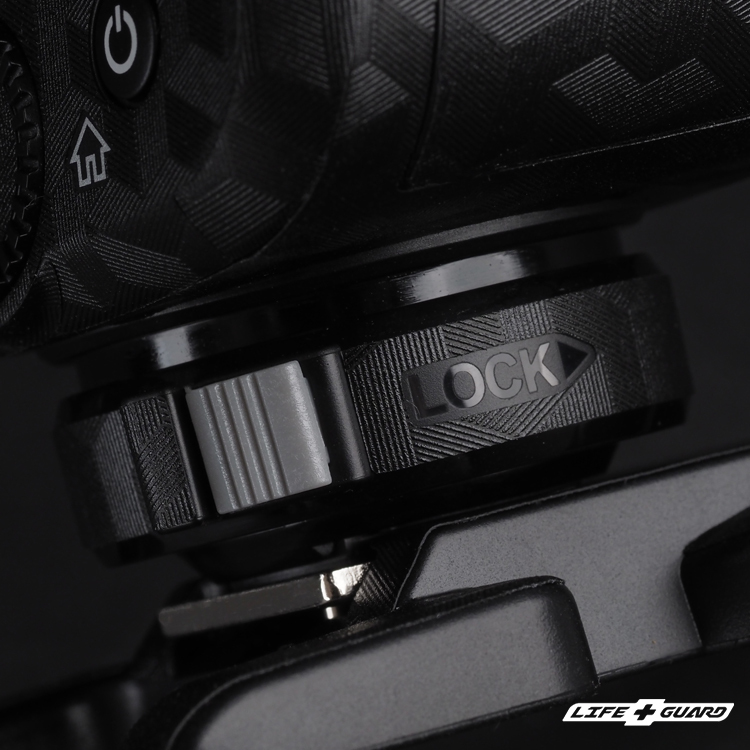 LIFE+GUARD 閃光燈貼膜安裝示意，適用 Godox V480