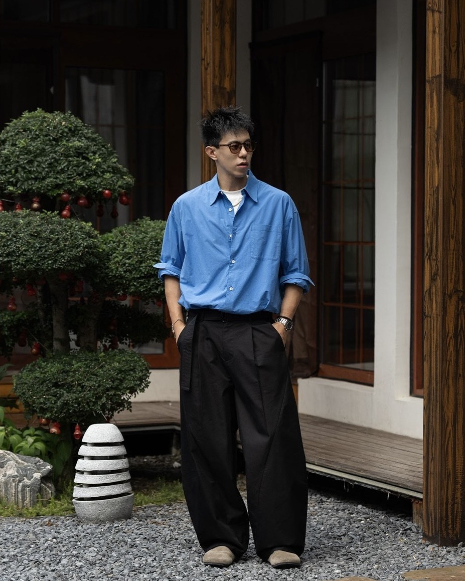 #預購 MASSULTI 25AW 日本抗皺面料 立體繭型彎刀褲 兩色