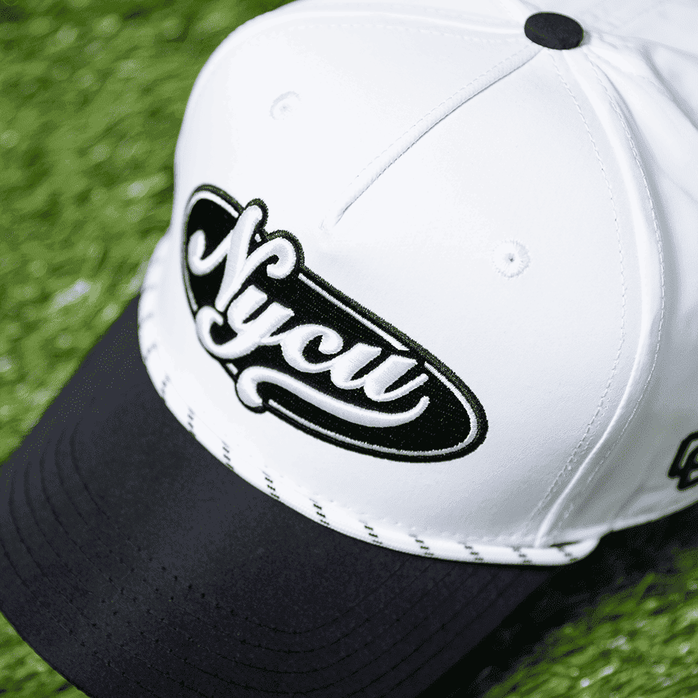 陽明交通大學 NYCU 高爾夫球帽 (黑白色)