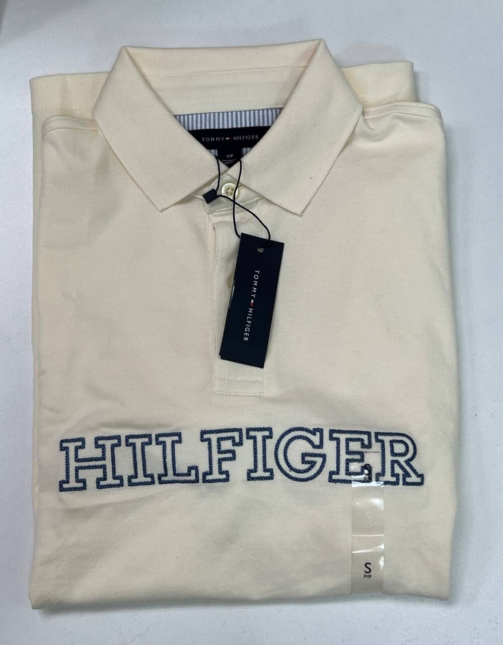 [S] TOMMY HILFIGER BEIGE REGULAR FIT HILFIGER LOGO POLO, XM05138-251 (STH1428)