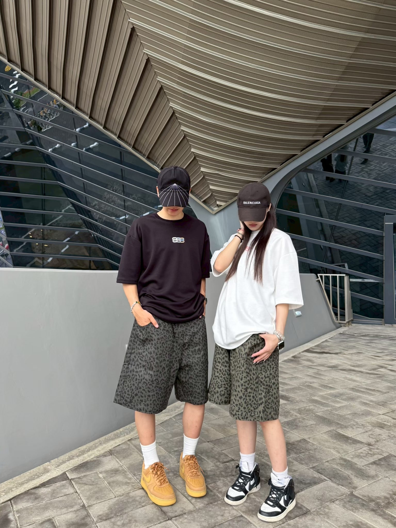 韓系街頭 豹紋寬版短褲