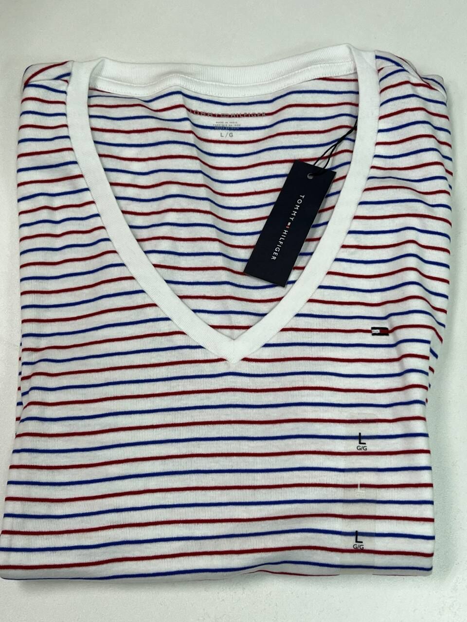 [S] TOMMY HILFIGER WHITE MULTI V-NECK STRIPE T-SHIRT, XW05029-401 (STH1434)