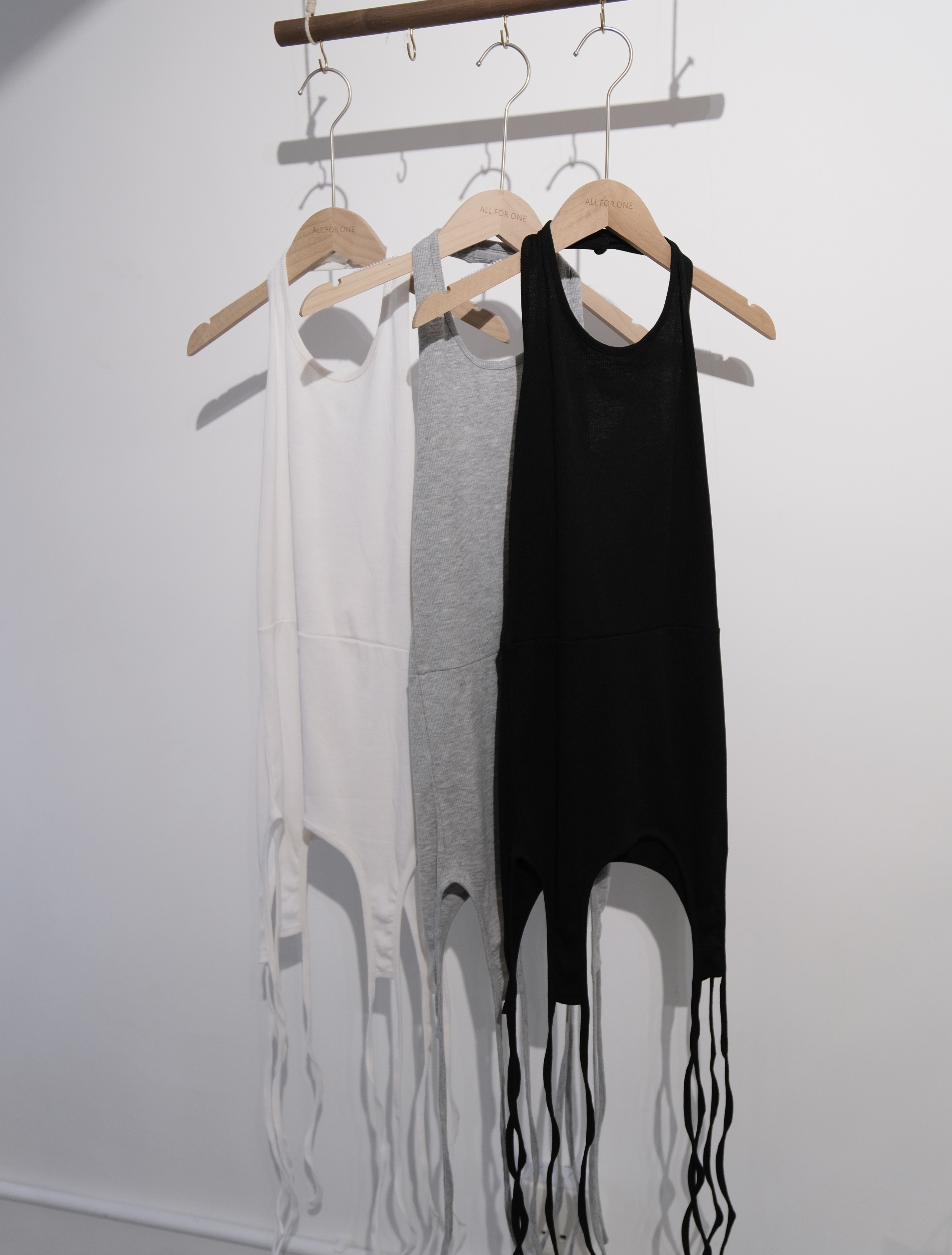 造形感後圍頸背心