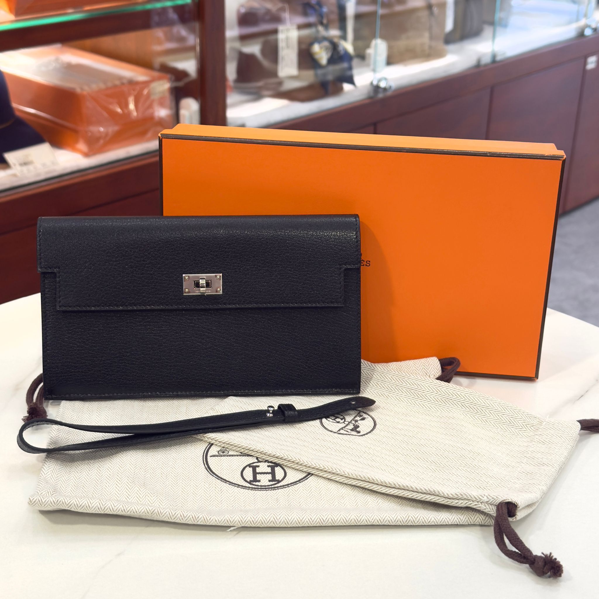 全新HERMES KELLY POCKET LONG WALLET W刻 黑色銀扣 山羊皮 #BRAND NEW #香榭站正品
