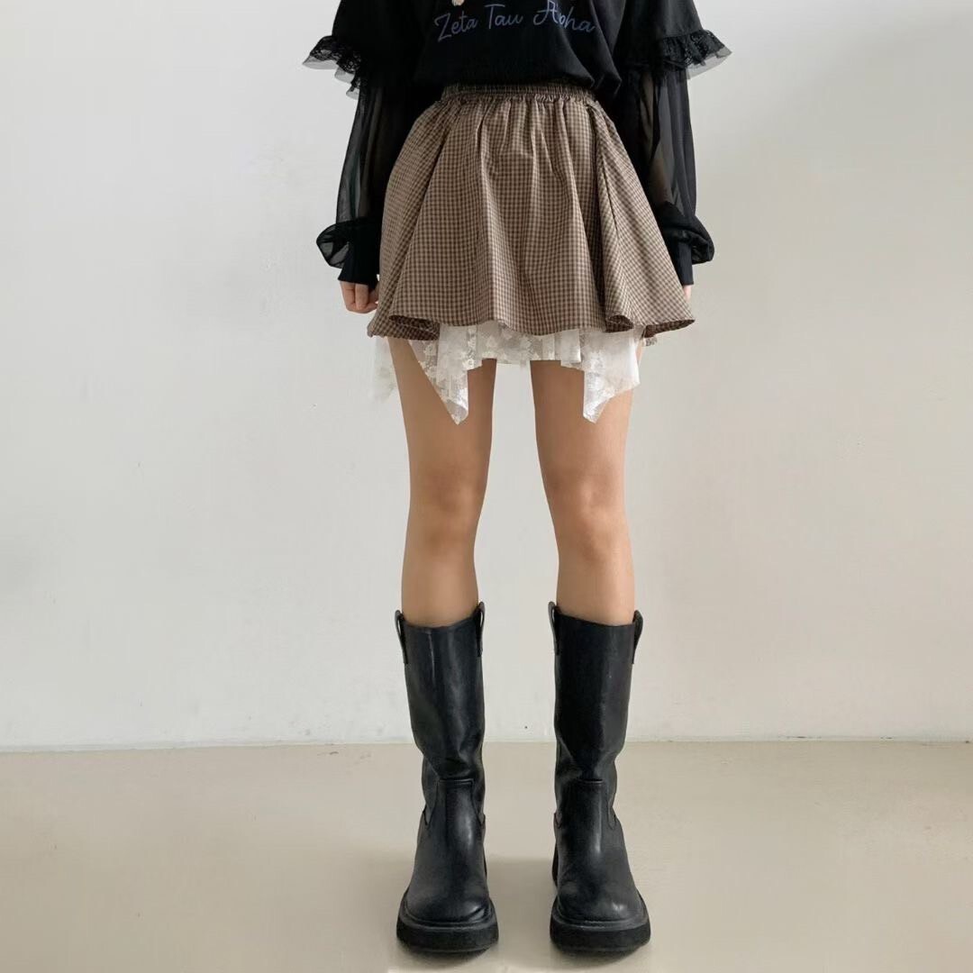 格子傘狀拚不規則白蕾絲短裙