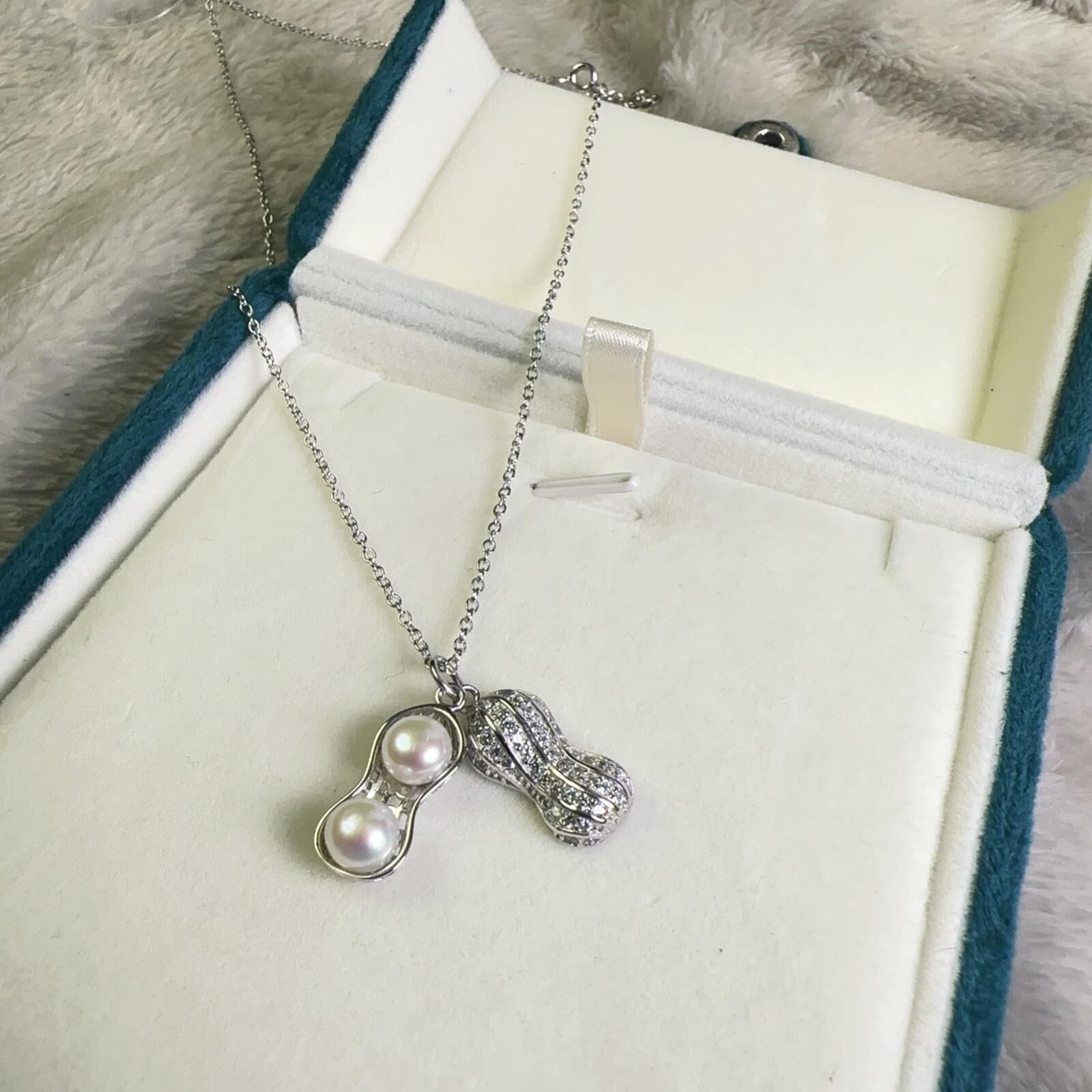 【直播】LC0828103 頸鏈(600385)